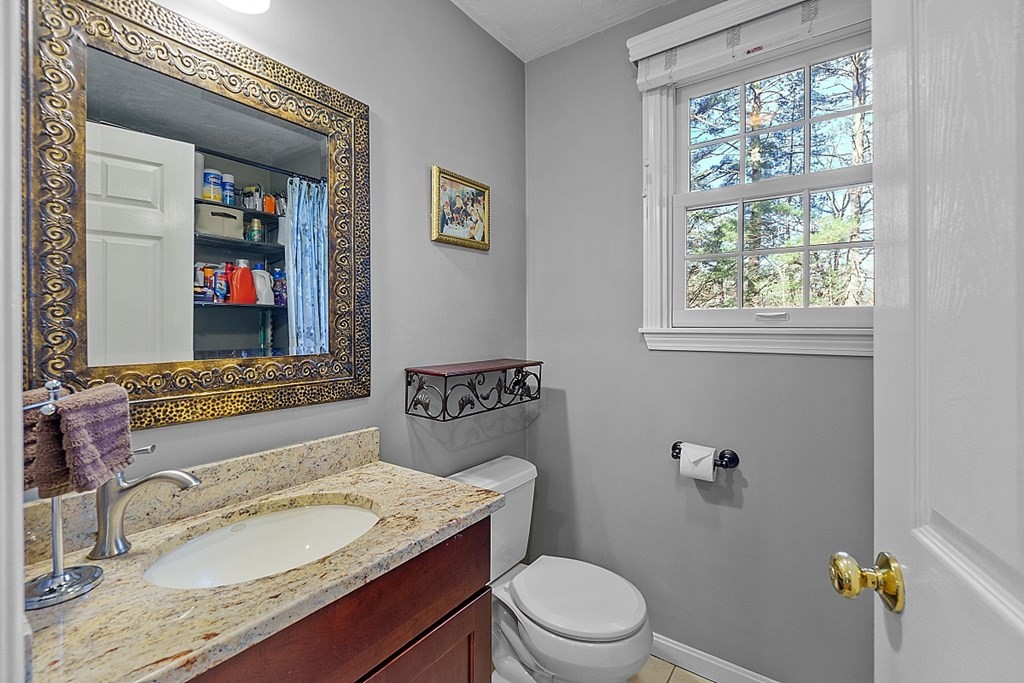 878 Townsend Road Groton, MA 01450 - Photo 16 of 41