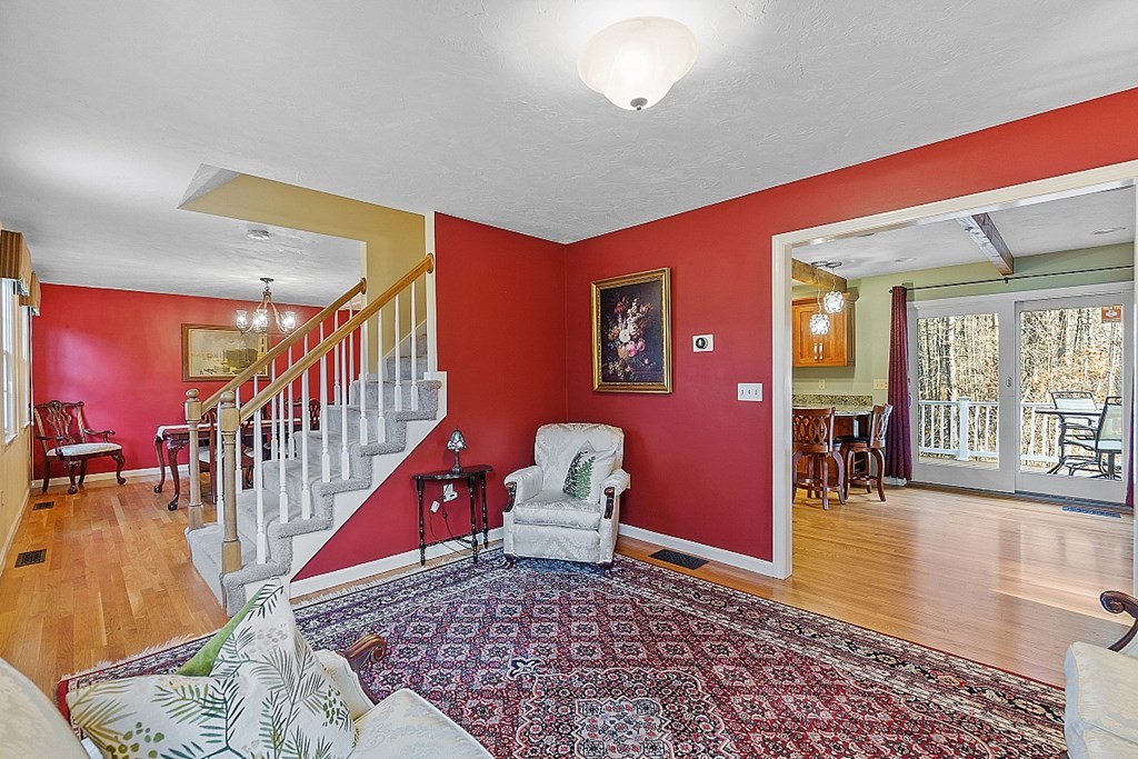 878 Townsend Road Groton, MA 01450 - Photo 17 of 41