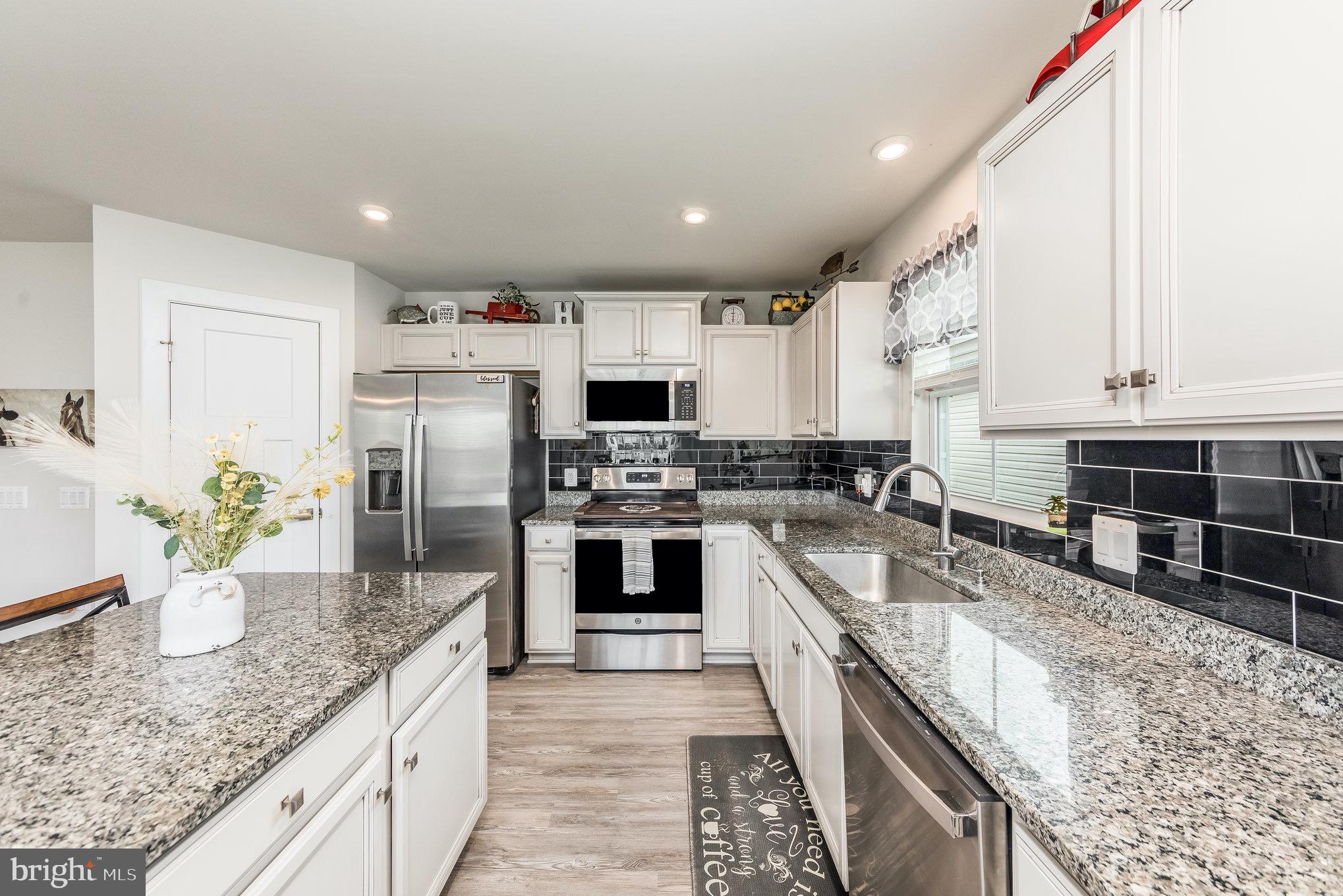 18371 Signature Way Ruther Glen, VA 22546 - Photo 6 of 25 Gallery Image 6