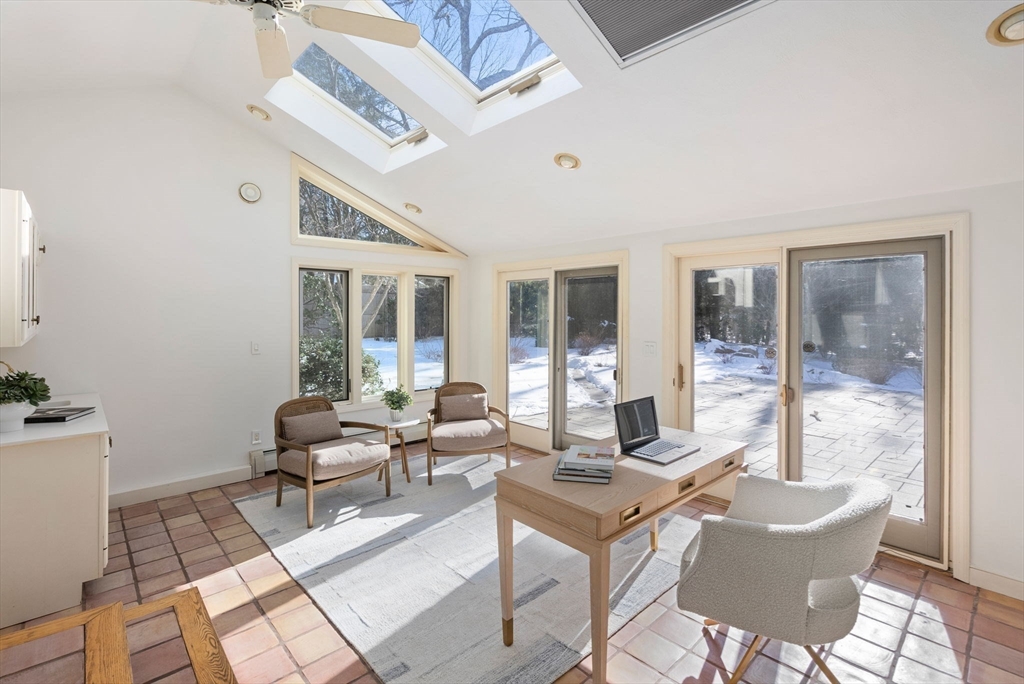 11 Trailside Road Weston, MA 02493 - Photo 8 of 39 Gallery Image 8