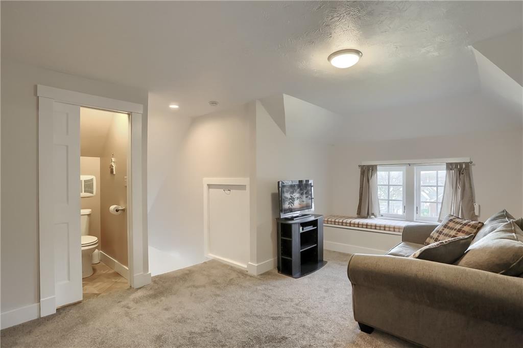 801 Main Street Coraopolis, PA 15108 - Photo 19 of 25 a living room with furniture and a large window