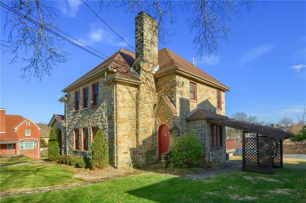 801 Main Street Coraopolis, PA 15108 - Photo 25 of 25 front view of a house with a yard