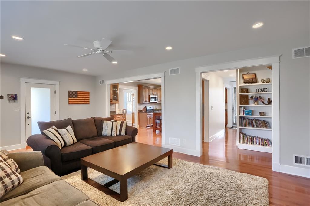 801 Main Street Coraopolis, PA 15108 - Photo 3 of 25 a living room with furniture and wooden floor