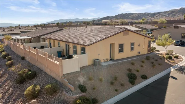 $274,500 | 2722 Chinaberry Hill Street, Laughlin, NV 89029