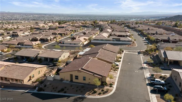 $274,500 | 2722 Chinaberry Hill Street, Laughlin, NV 89029