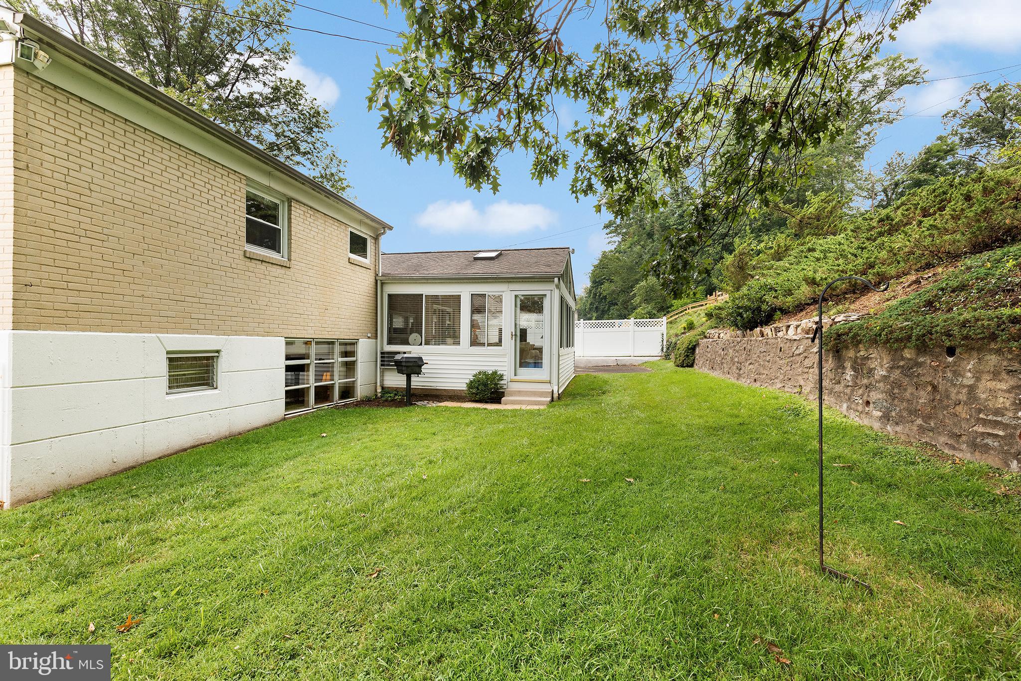 1570 Williams Road Abington, PA 19001 - Photo 5 of 49 Gallery Image 5