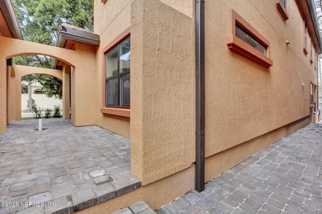 $4,500 | 8859 Amalfi Court, Jacksonville, FL 32217