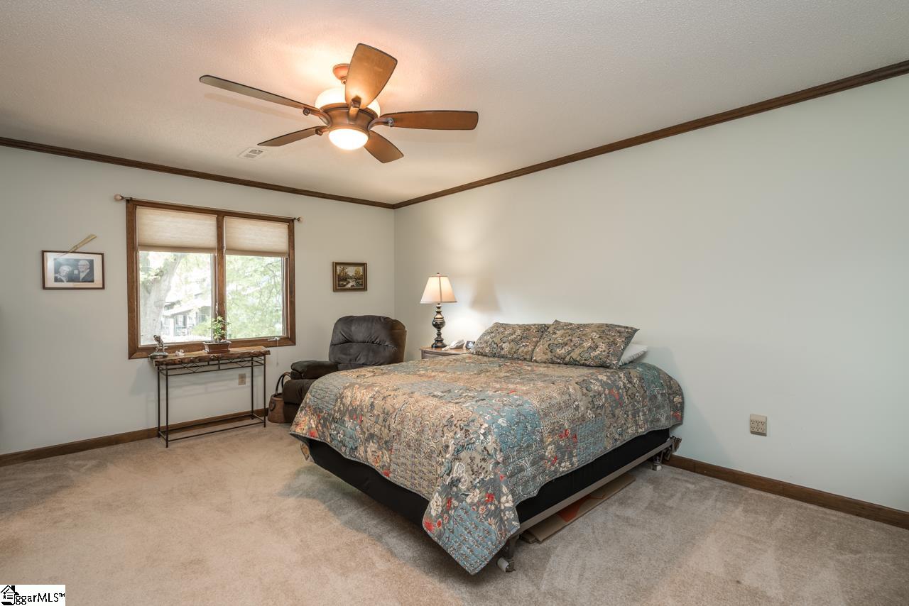 153 Tanager Circle Greer, SC 29650 - Photo 11 of 23 Gallery Image 11