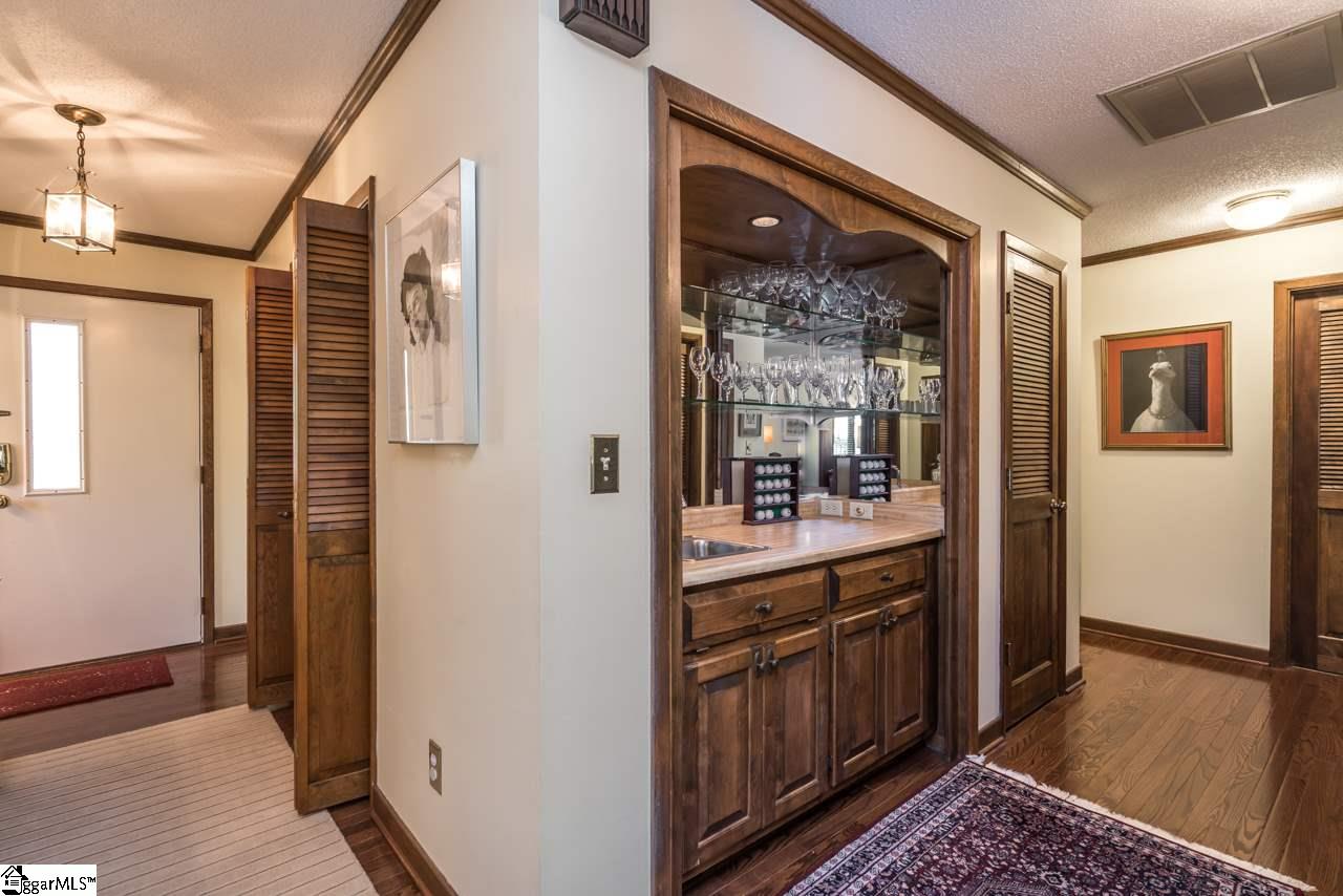 153 Tanager Circle Greer, SC 29650 - Photo 8 of 23 Gallery Image 8