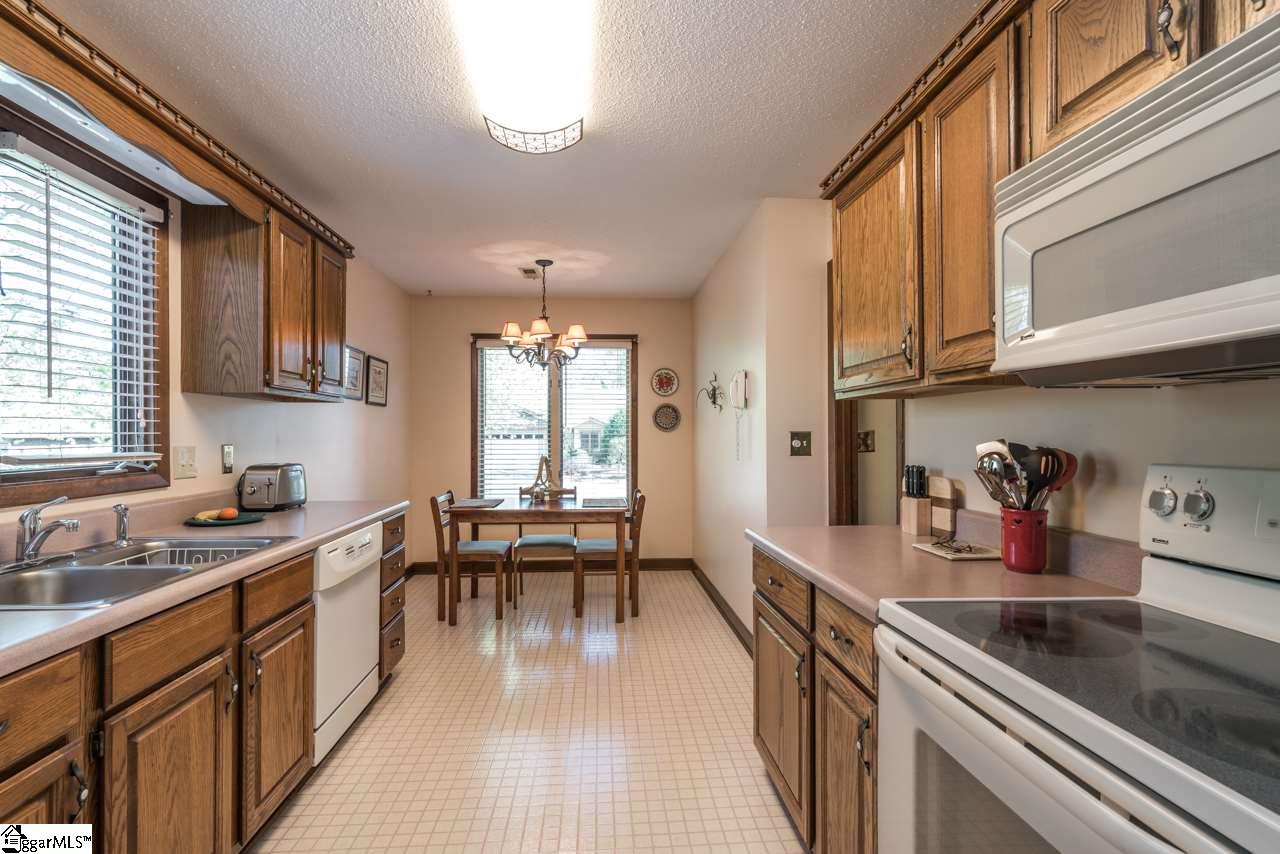 153 Tanager Circle Greer, SC 29650 - Photo 9 of 23 Gallery Image 9