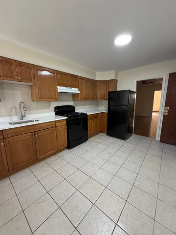$1,600 | 88 Vroom Street, Unit 1L, Jersey City, NJ 07306