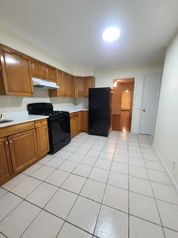 $1,600 | 88 Vroom Street, Unit 1L, Jersey City, NJ 07306