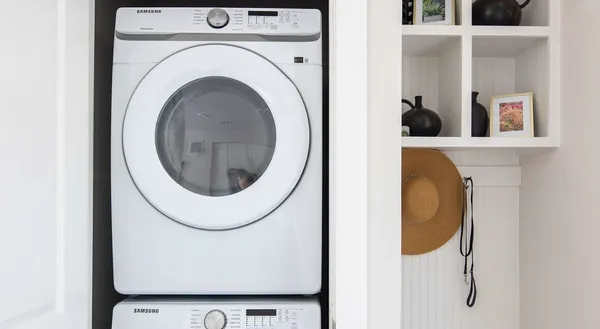 $1,604 | 2425 Bell Street, Unit 2517, Houston, TX 77003