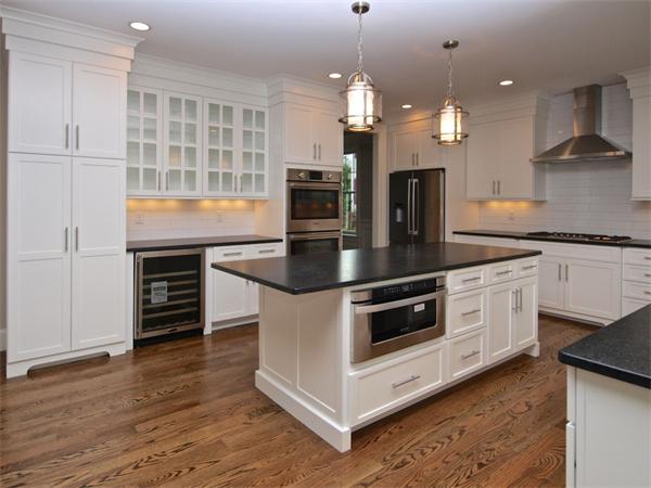 69 Brookline Street Needham, MA 02492 - Photo 5 of 27 Gallery Image 5
