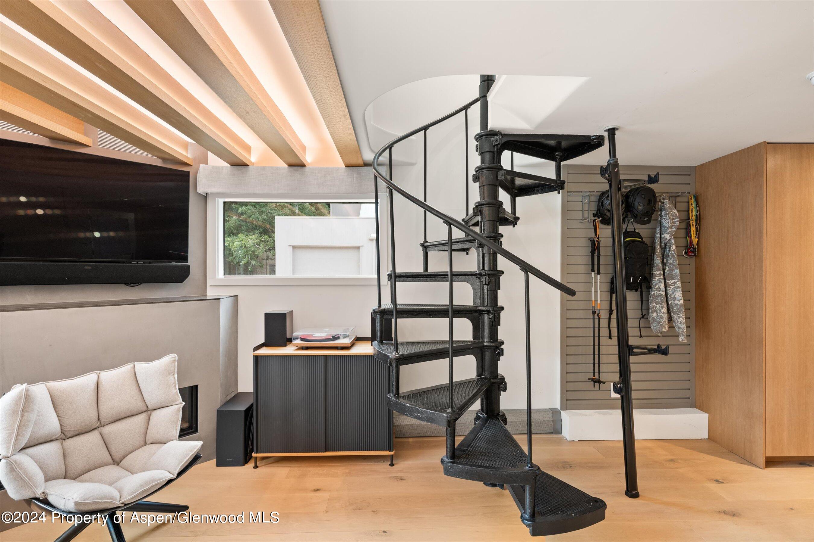 331 West Main Street, Unit B Aspen, CO 81611 - Photo 3 of 21 a living room with furniture