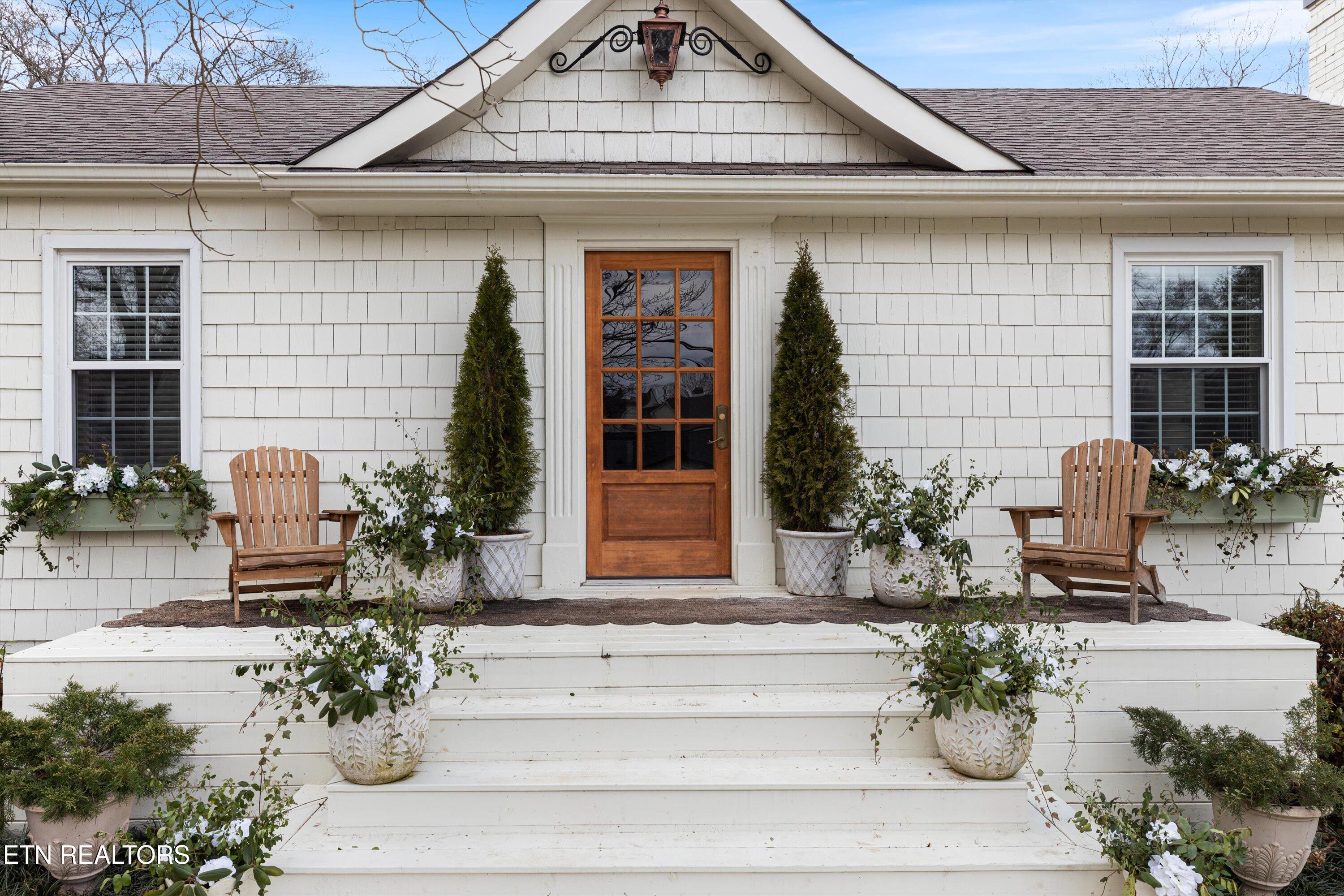 1115 Craig Road Knoxville, TN 37919 - Photo 2 of 52 53-1115 Craig Rd-29