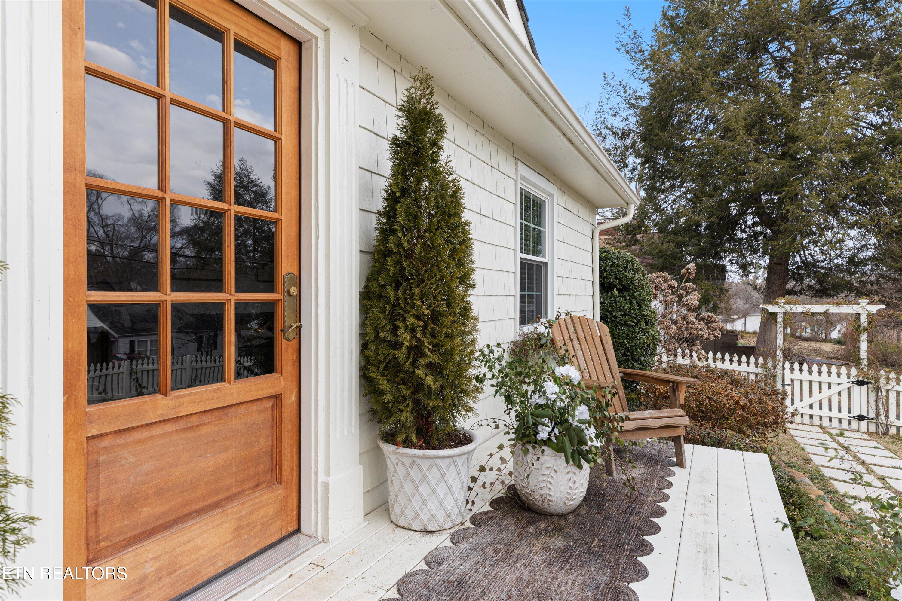 1115 Craig Road Knoxville, TN 37919 - Photo 4 of 52 56-1115 Craig Rd-84