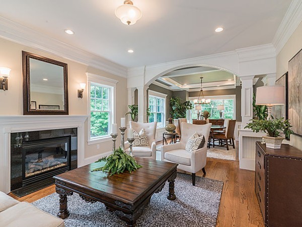 21 Coyne Road Newton, MA 02468 - Photo 3 of 18