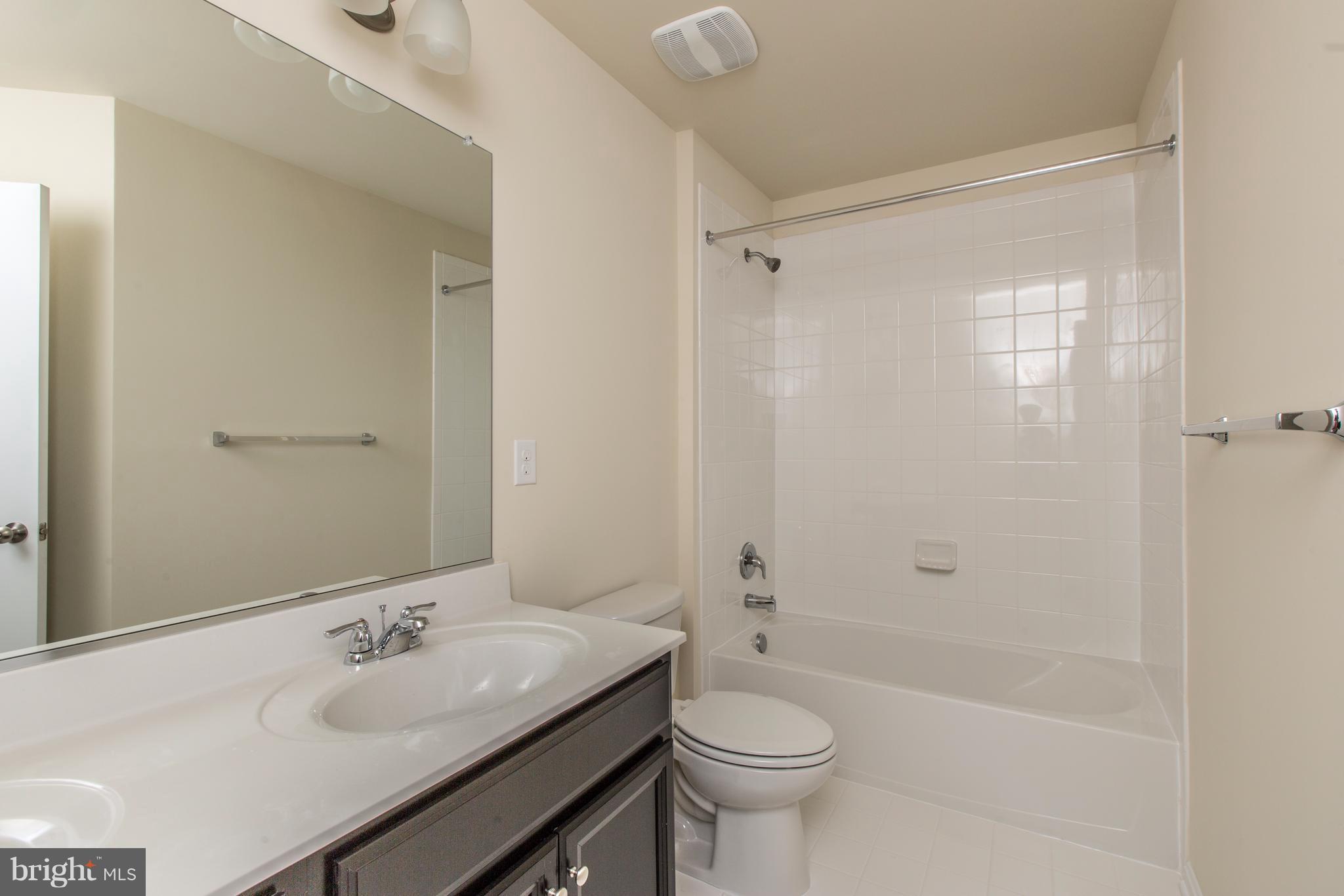 4756 Cambria Road Frederick, MD 21703 - Photo 23 of 29 Bath