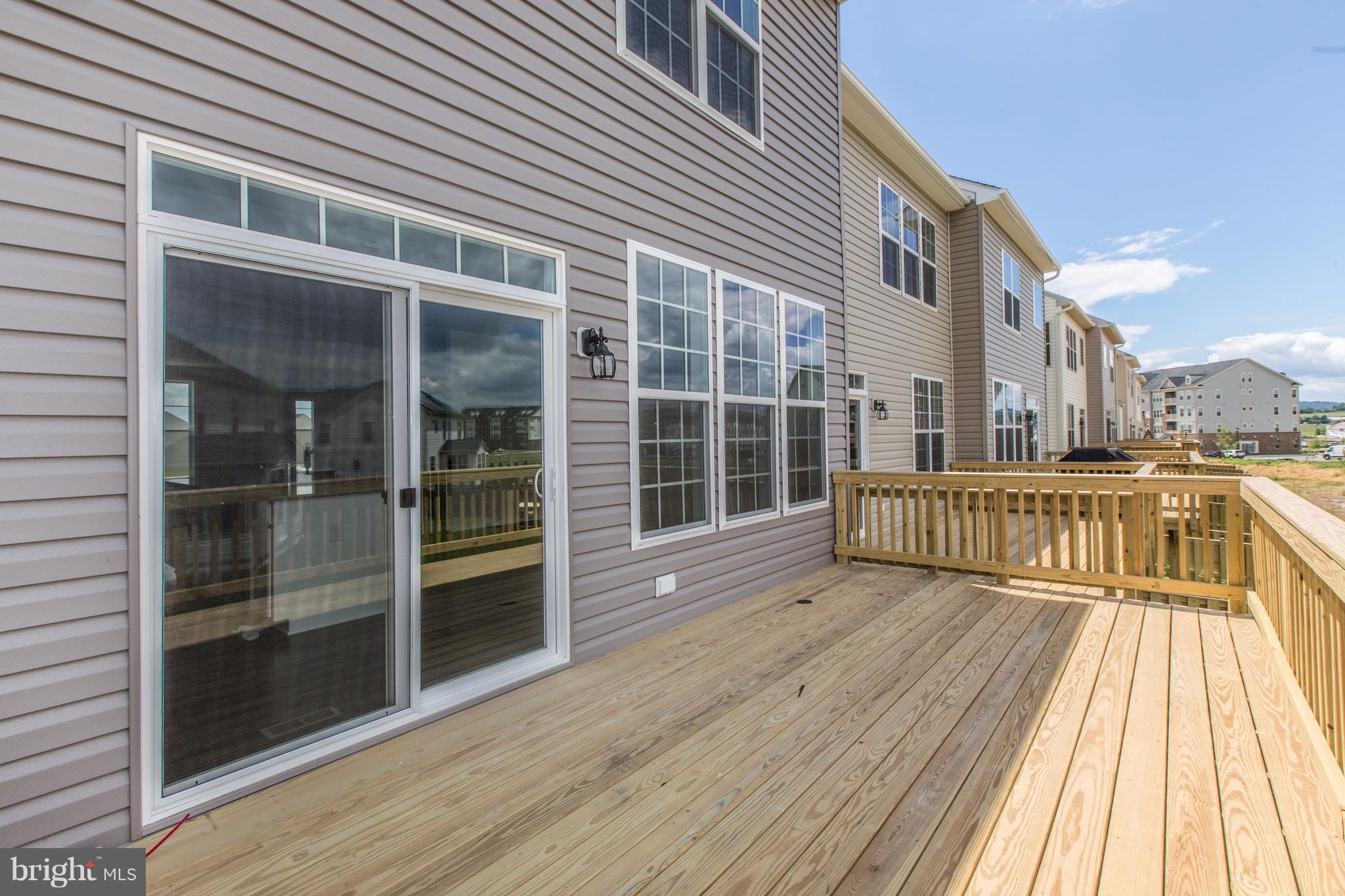 4756 Cambria Road Frederick, MD 21703 - Photo 25 of 29 Deck