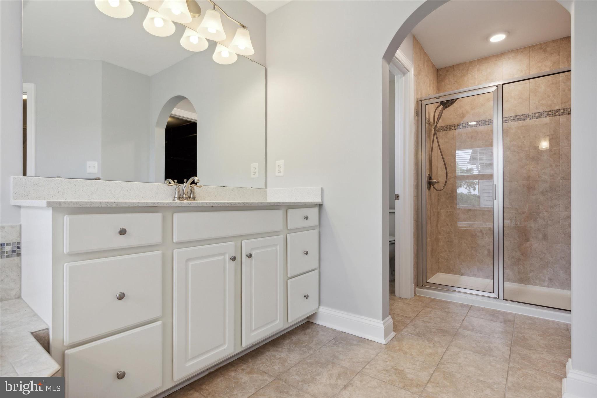 324 Quarry Point Road Malvern, PA 19355 - Photo 21 of 34 Primary Bathroom