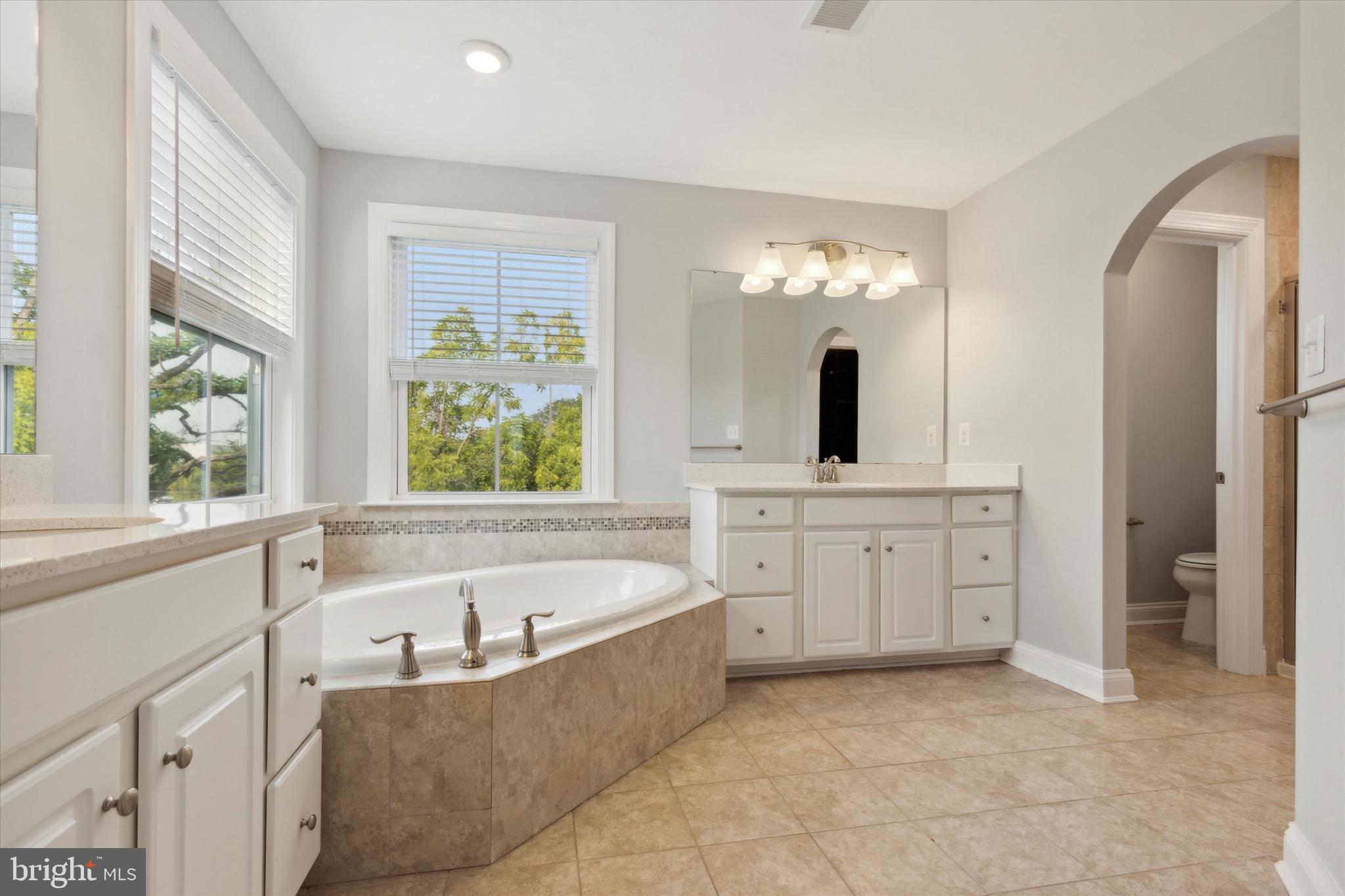 324 Quarry Point Road Malvern, PA 19355 - Photo 22 of 34 Primary Bathroom