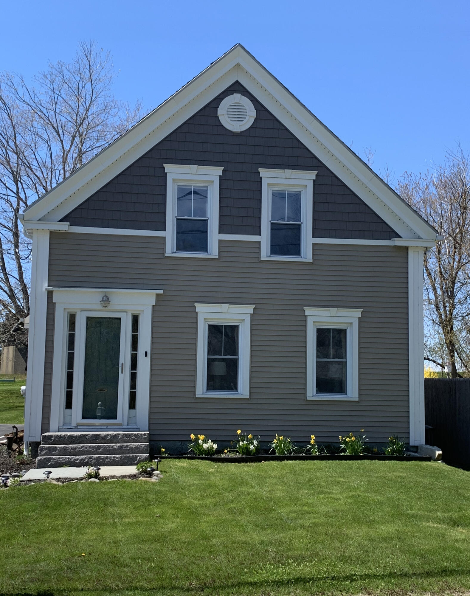 15 Wadsworth Street Thomaston, ME 04861 - Photo 56 of 66 Front View of Home