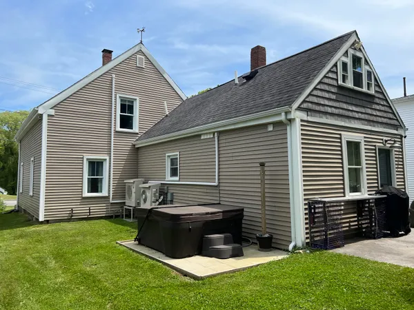 $515,000 | 15 Wadsworth Street, Thomaston, ME 04861
