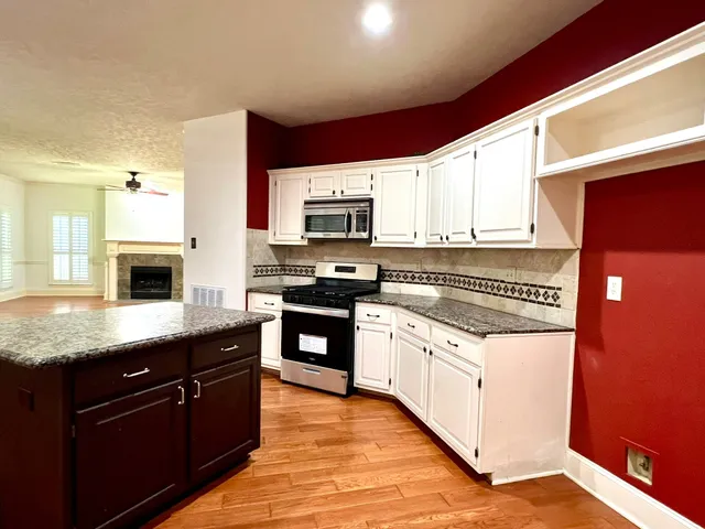 $2,300 | 12803 Birch Falls Road, Houston, TX 77065