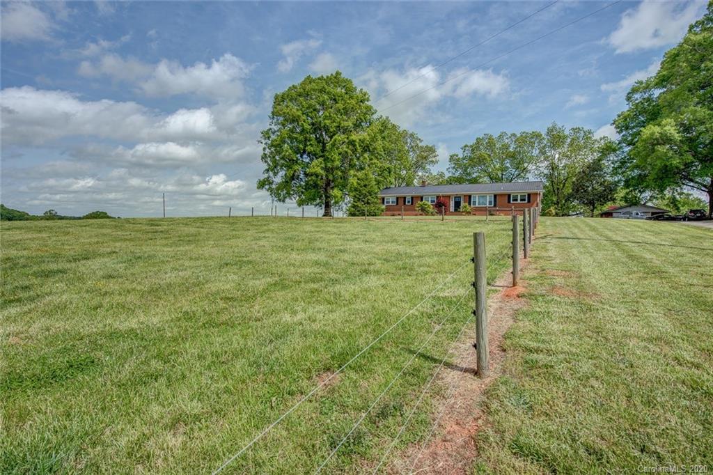 3352 Fallston-Waco Road Cherryville, NC 28021 - Photo 4 of 40 Gallery Image 4