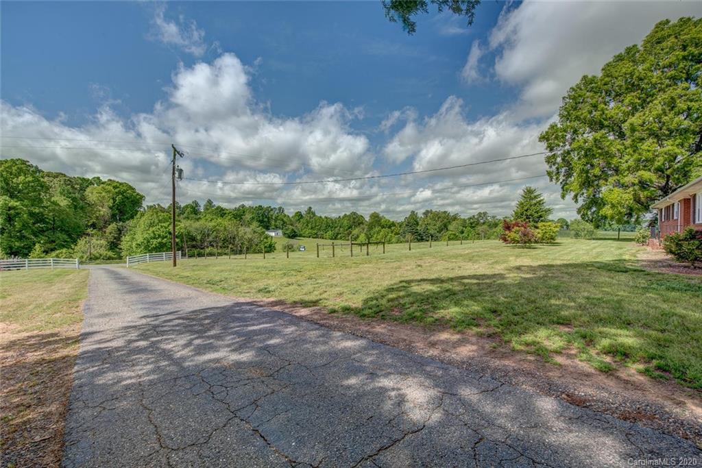 3352 Fallston-Waco Road Cherryville, NC 28021 - Photo 6 of 40 Gallery Image 6