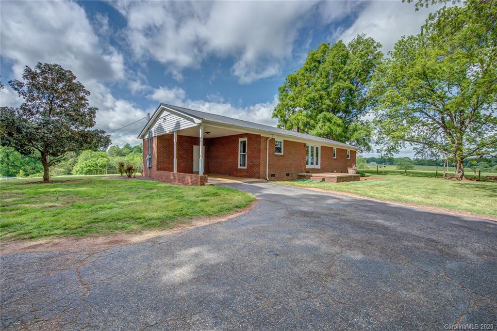 3352 Fallston-Waco Road Cherryville, NC 28021 - Photo 8 of 40 Gallery Image 8