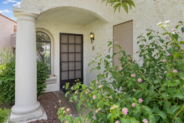$329,000 | 505 South Farrell Drive, Unit S115, Palm Springs, CA 92264