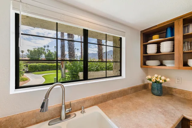 $329,000 | 505 South Farrell Drive, Unit S115, Palm Springs, CA 92264