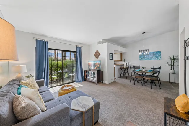 $329,000 | 505 South Farrell Drive, Unit S115, Palm Springs, CA 92264