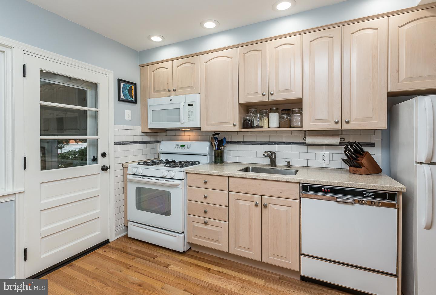 1610 Hampton Road Havertown, PA 19083 - Photo 11 of 39