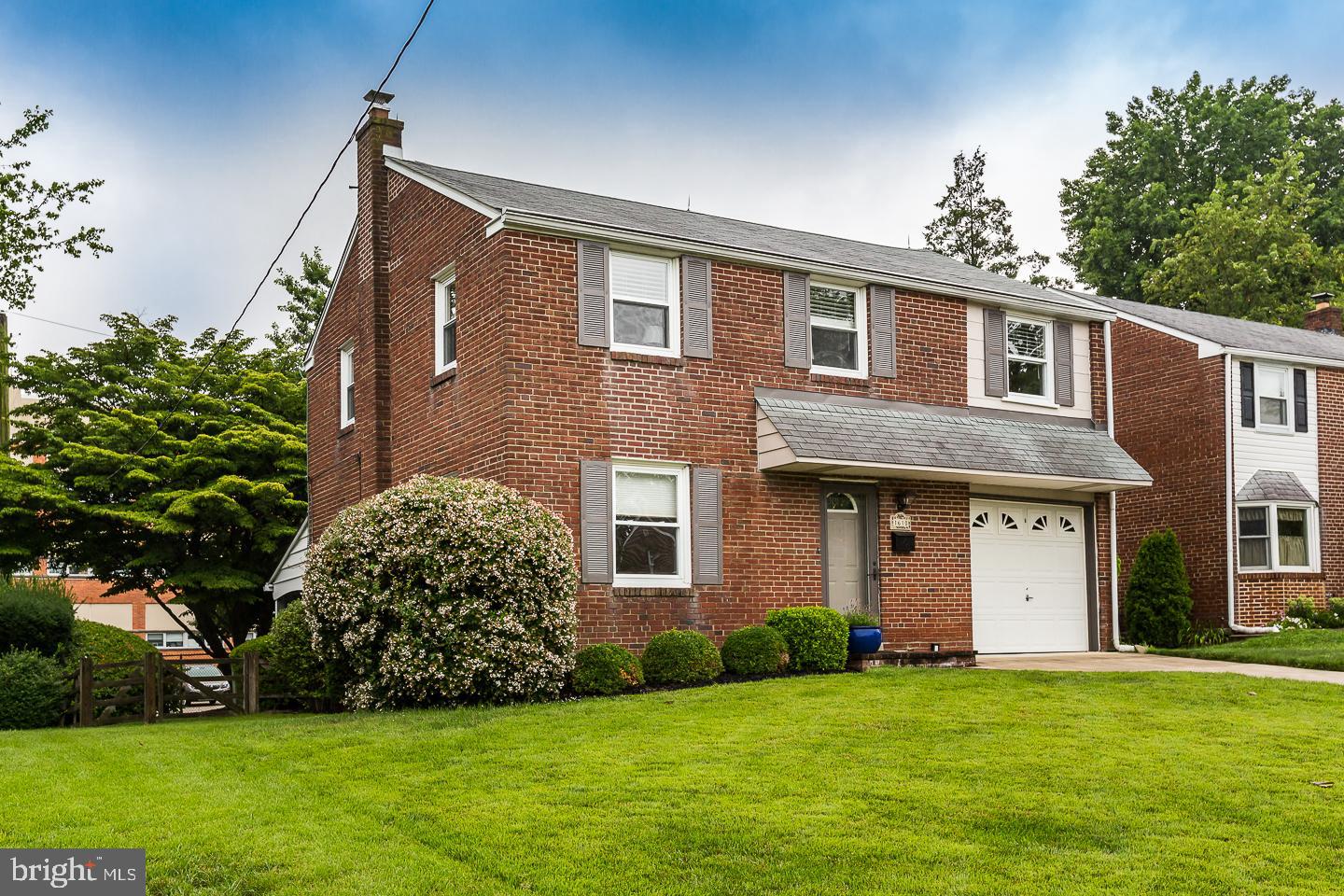 1610 Hampton Road Havertown, PA 19083 - Photo 3 of 39