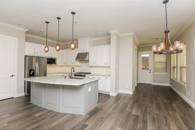 $2,880 | 13725 Parkline Way, Fort Worth, TX 76008