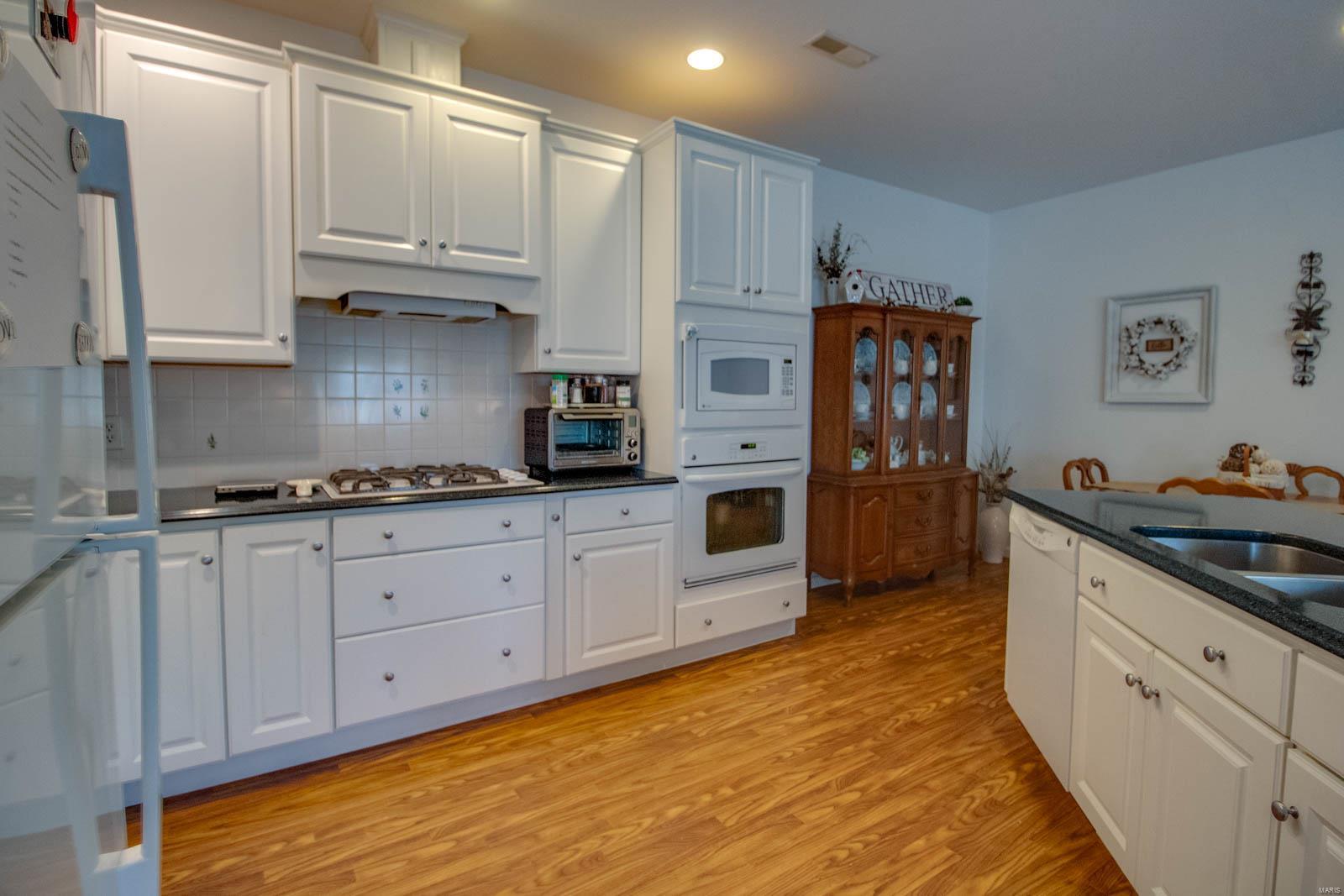 30392 Ingham Lane Godfrey, IL 62035 - Photo 18 of 30 Gallery Image 18