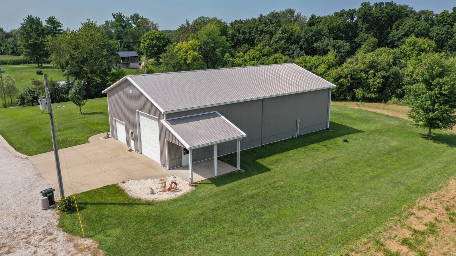 30392 Ingham Lane Godfrey, IL 62035 - Photo 3 of 30 Gallery Image 3