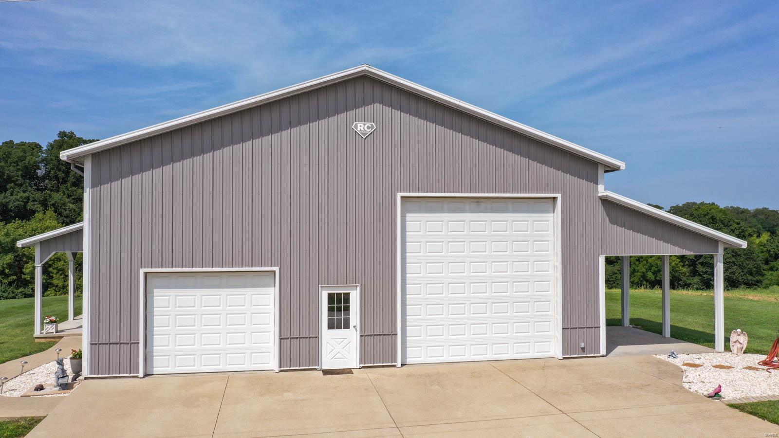 30392 Ingham Lane Godfrey, IL 62035 - Photo 10 of 30 Gallery Image 10