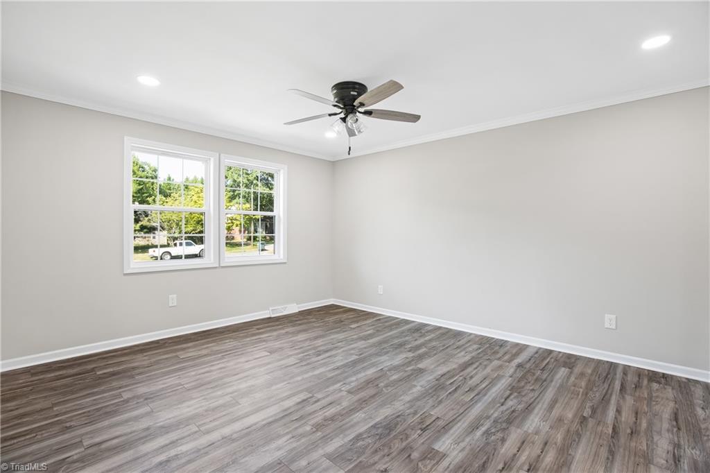 1630 Kesteven Road Winston-Salem, NC 27127 - Photo 4 of 30