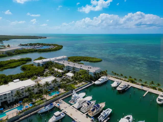 $1,590,000 | 5960 Peninsular Avenue, Unit 111, Stock Island, FL 33040