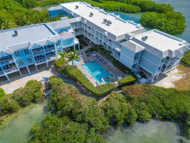 $1,590,000 | 5960 Peninsular Avenue, Unit 111, Stock Island, FL 33040