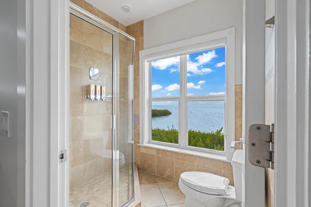 $1,590,000 | 5960 Peninsular Avenue, Unit 111, Stock Island, FL 33040