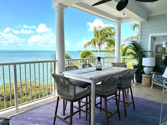 $1,590,000 | 5960 Peninsular Avenue, Unit 111, Stock Island, FL 33040