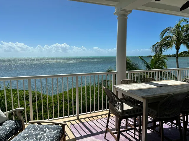 $1,590,000 | 5960 Peninsular Avenue, Unit 111, Stock Island, FL 33040