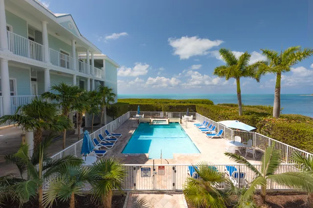 $1,590,000 | 5960 Peninsular Avenue, Unit 111, Stock Island, FL 33040