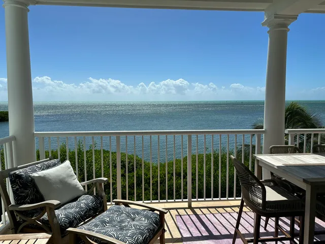 $1,590,000 | 5960 Peninsular Avenue, Unit 111, Stock Island, FL 33040
