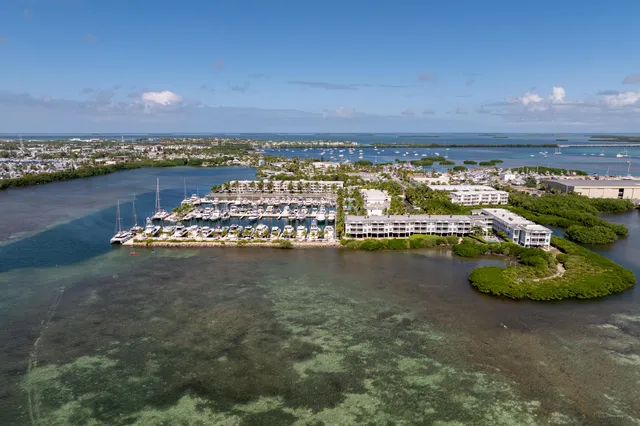$1,590,000 | 5960 Peninsular Avenue, Unit 111, Stock Island, FL 33040